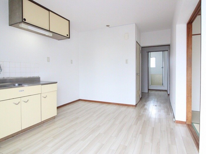 物件内観写真11　(居室)