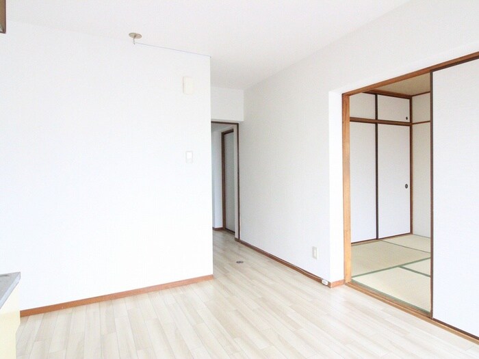 物件内観写真19　(居室)