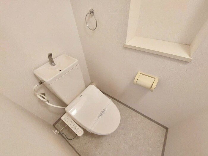 物件内観写真11　(トイレ)