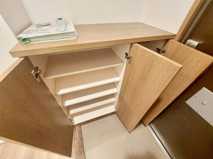 物件内観写真17　(靴箱)