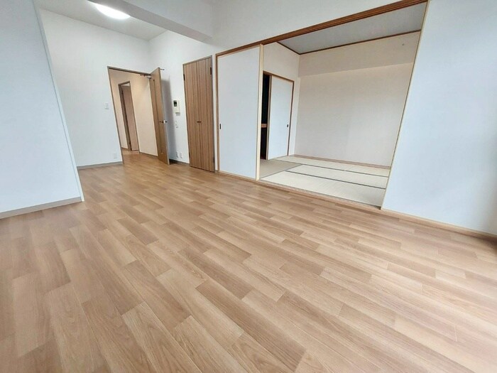 物件内観写真21　(居室)