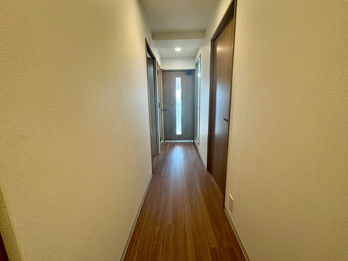 物件内観写真21　(廊下)