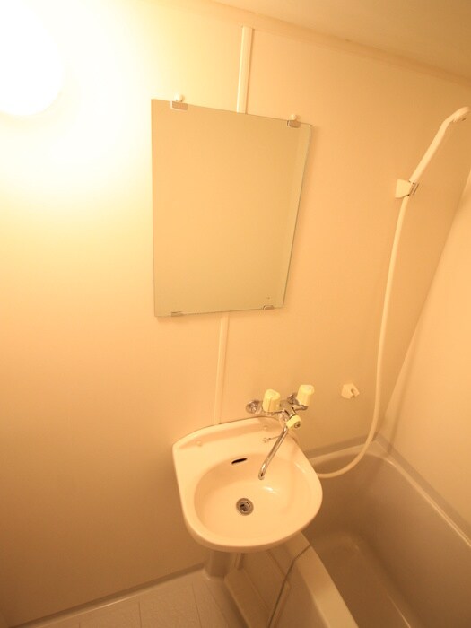 物件内観写真10　(洗面)