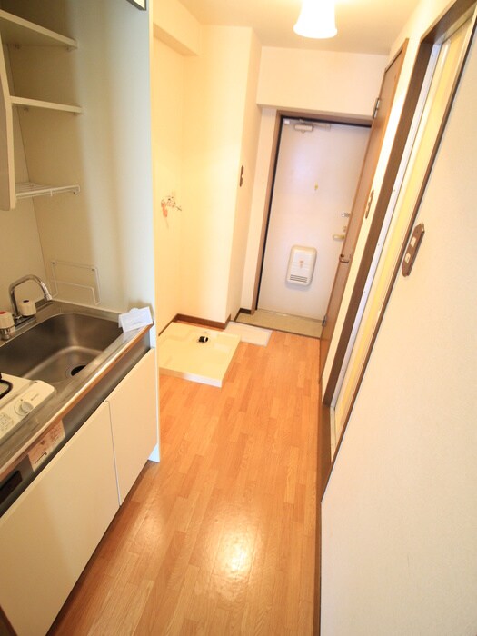 物件内観写真20　(廊下)