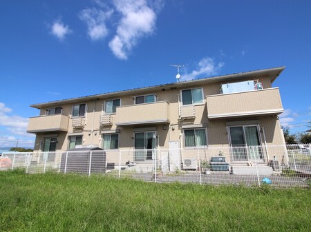 ピノアトリオA棟外観写真