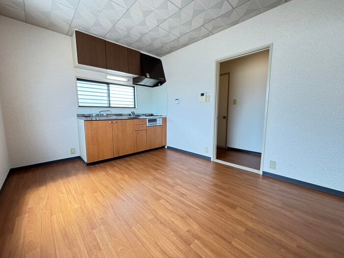 物件内観写真7　(居室)