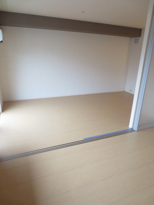 物件内観写真15　(居室)