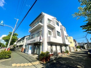 サンシャイン春日外観写真