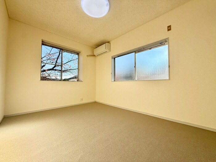 物件内観写真8　(居室)