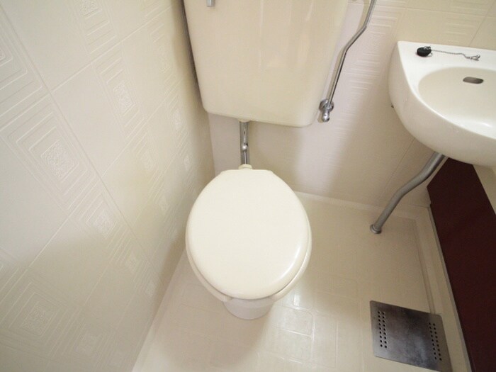 物件内観写真10　(トイレ)