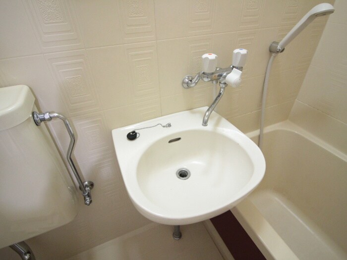 物件内観写真11　(洗面)