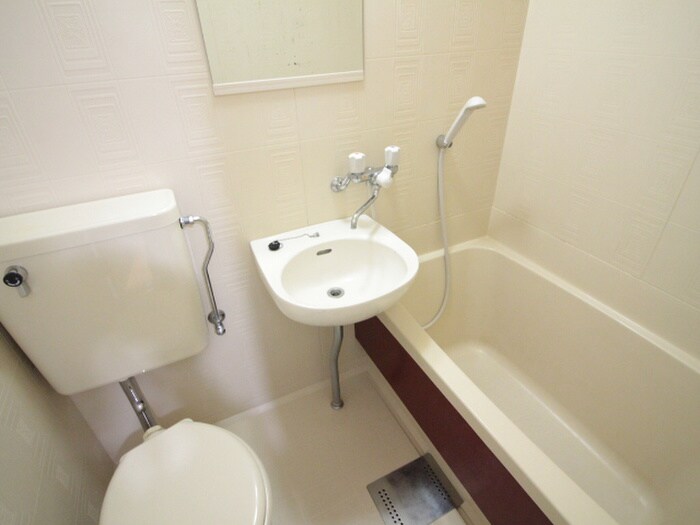 物件内観写真12　(トイレ)