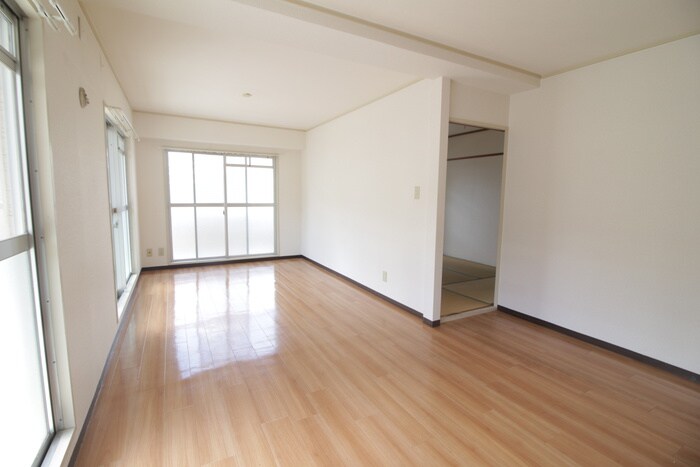 物件内観写真7　(居室)