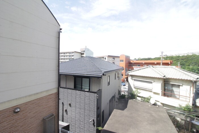 物件内観写真19　(室内からの展望)