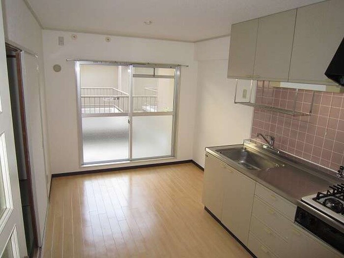 物件内観写真20　(居室)