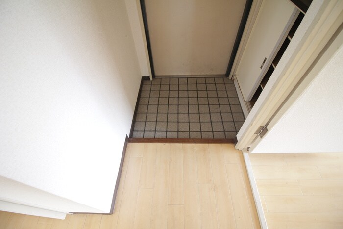 物件内観写真21　(玄関)