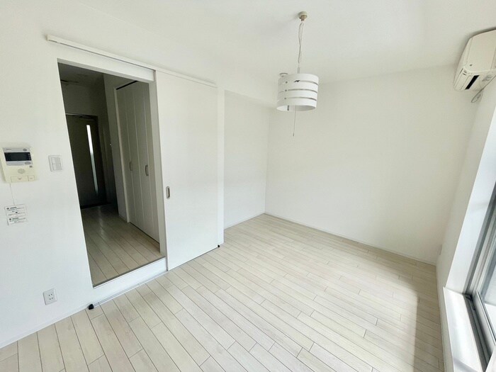 物件内観写真18　(居室)