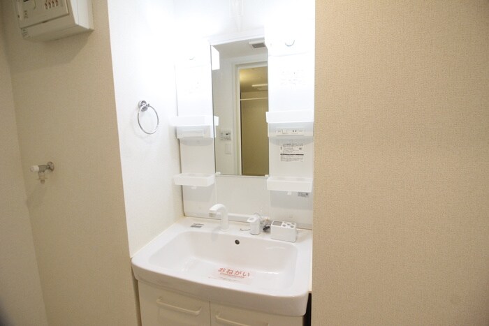 物件内観写真8　(洗面)