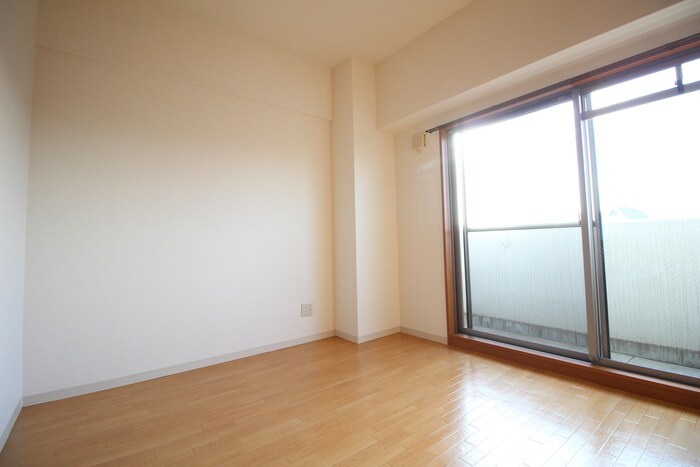 物件内観写真12　(居室)