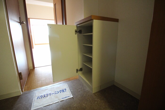 物件内観写真22　(靴箱)