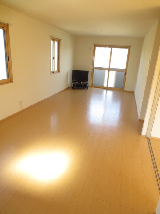 物件内観写真4　(居室)