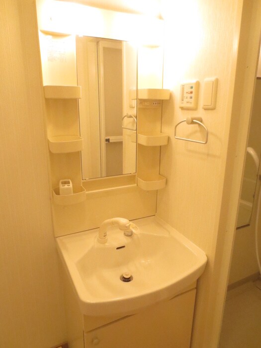 物件内観写真10　(洗面)