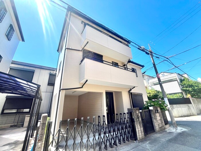 物件外観写真2　(外観写真)