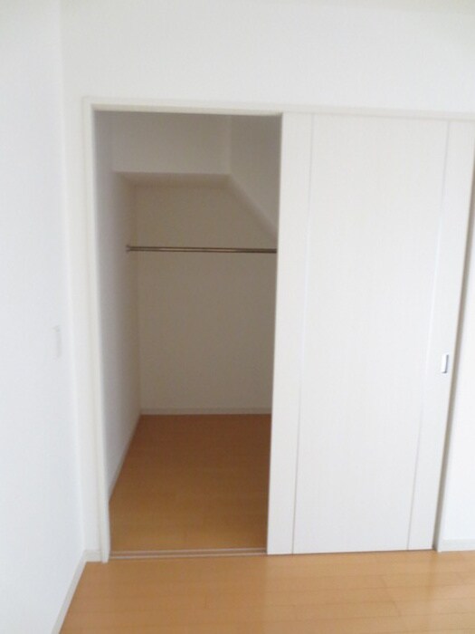 物件内観写真15　(収納)