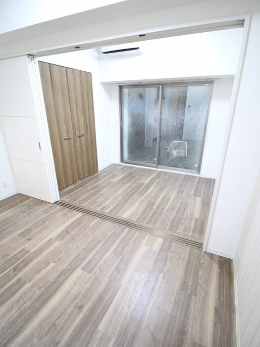 物件内観写真16　(居室)