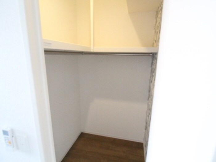 物件内観写真20　(収納)