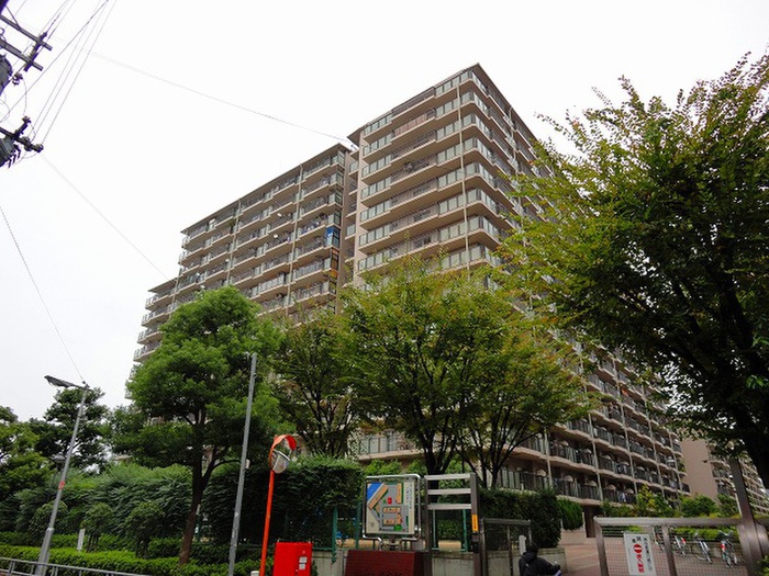 ユニライフ北大阪3号棟(612)