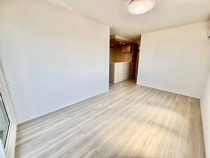 物件内観写真10　(居室)