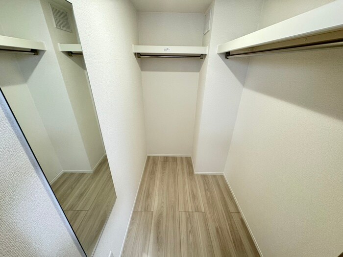 物件内観写真18　(収納)
