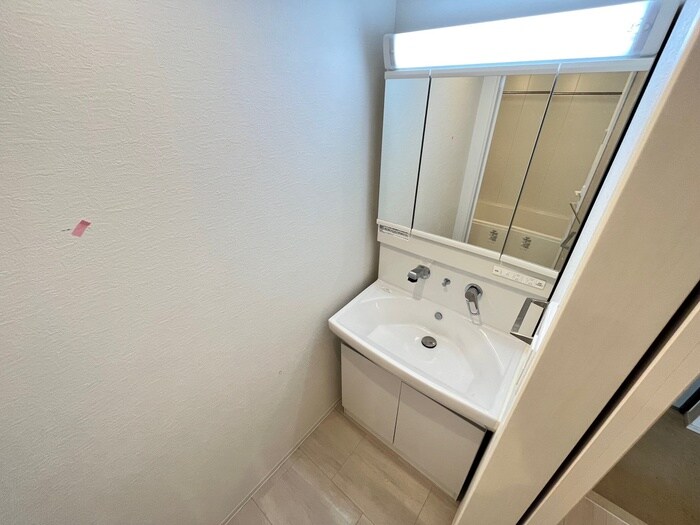 物件内観写真13　(洗面)