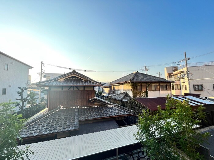 物件内観写真17　(室内からの展望)