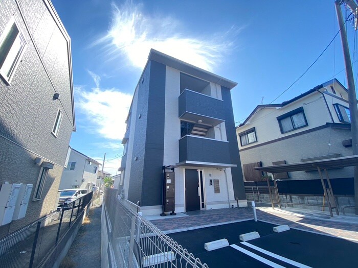 物件外観写真1　(外観写真)