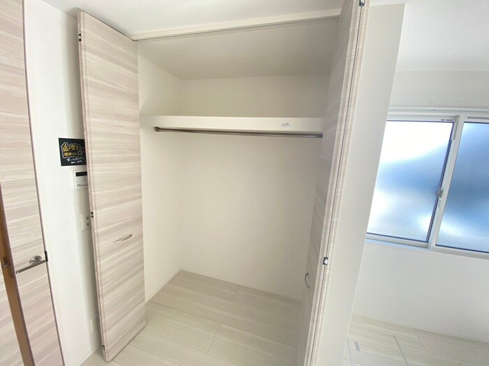物件内観写真11　(収納)