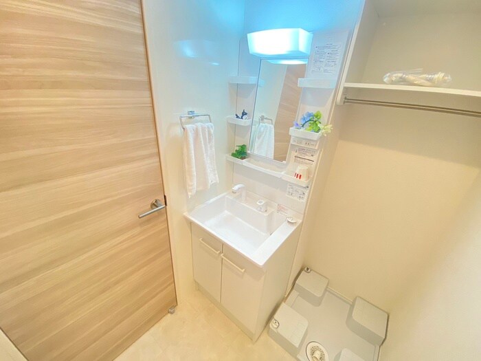 物件内観写真12　(洗面)