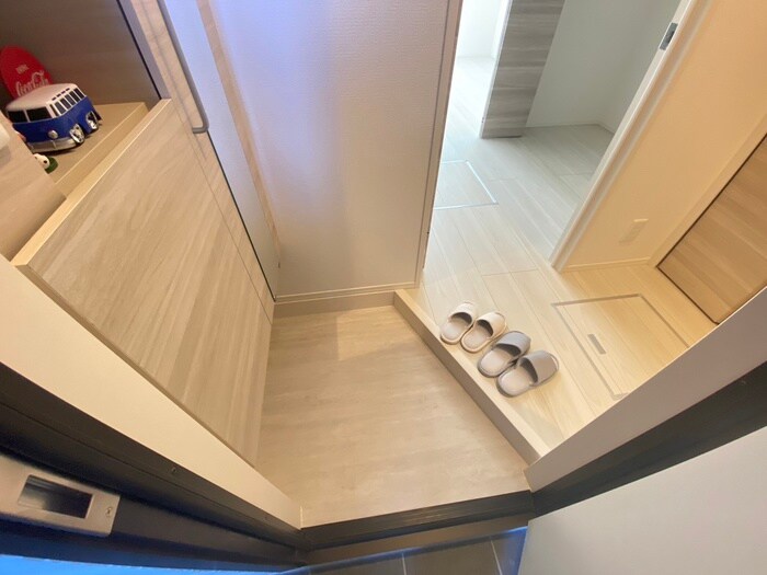 物件内観写真17　(玄関)