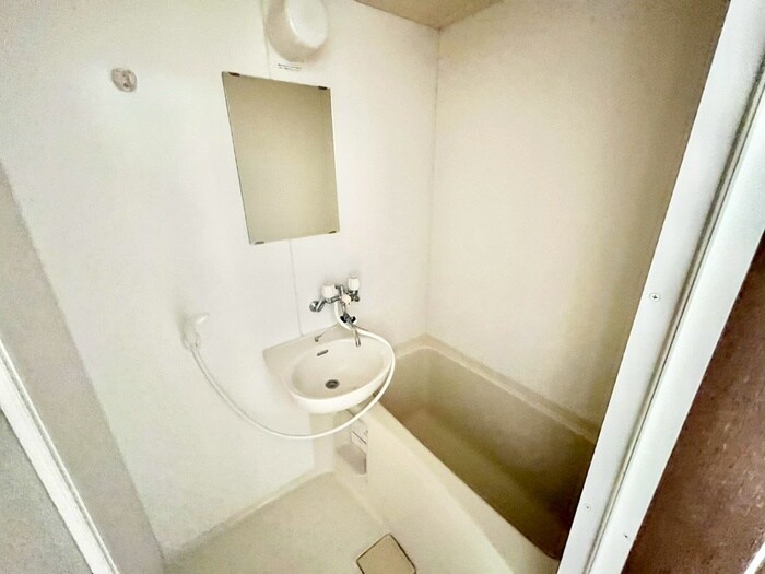 物件内観写真12　(バス／シャワールーム等)