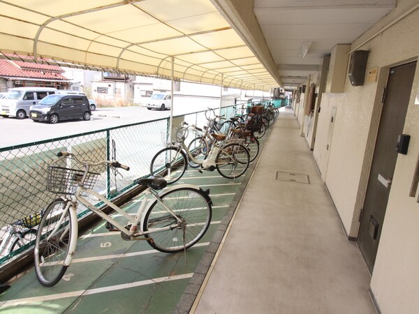 駐輪場