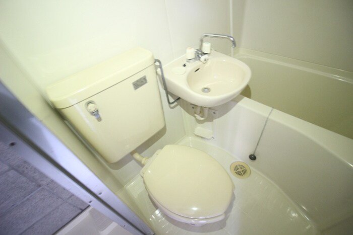 物件内観写真10　(トイレ)