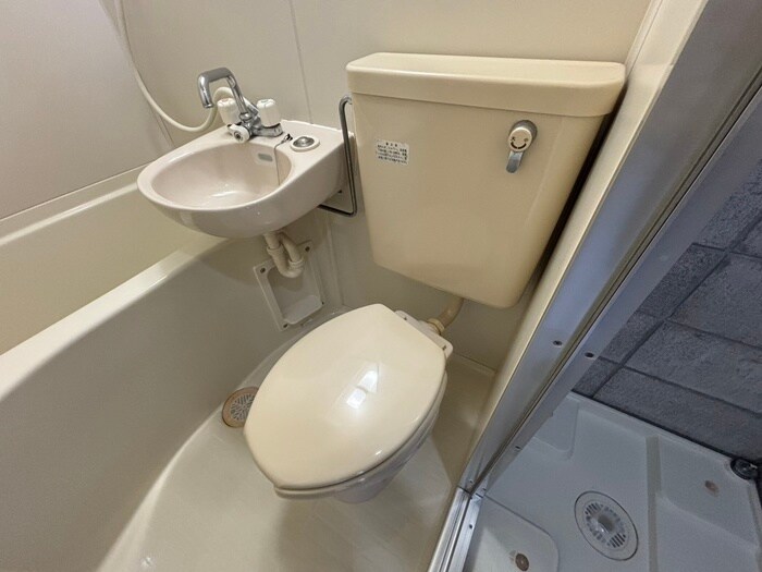 物件内観写真13　(トイレ)