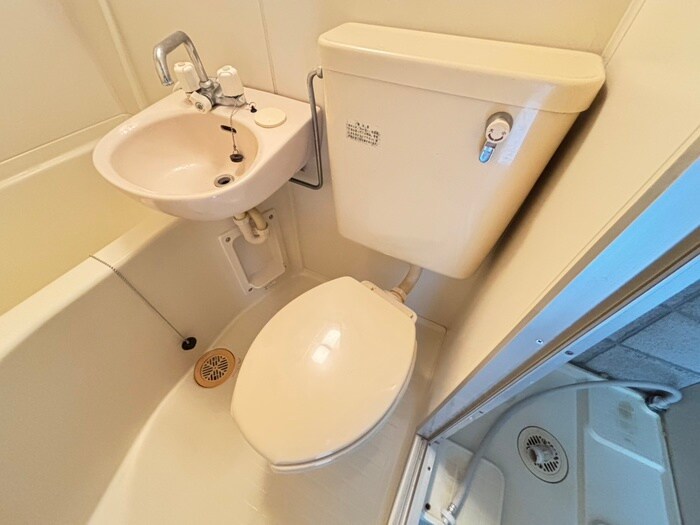 物件内観写真13　(トイレ)