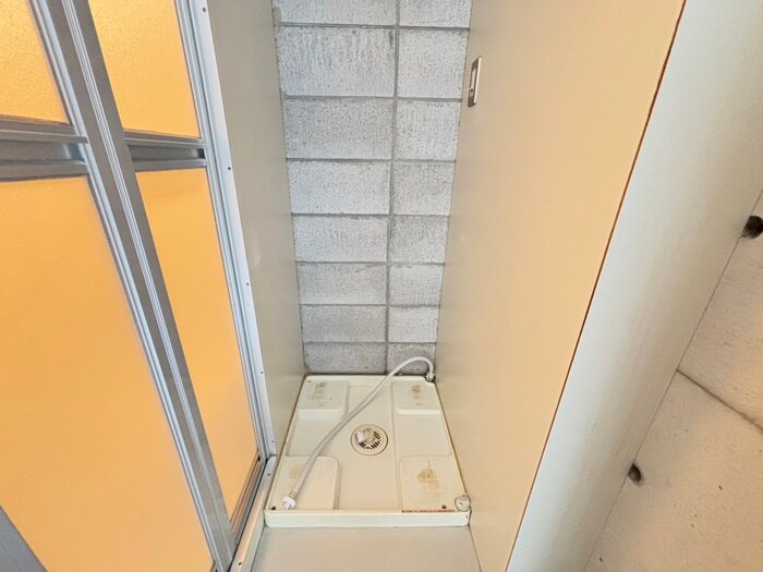 物件内観写真21　(洗濯機置場)