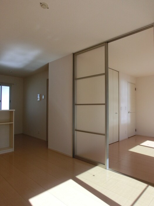 物件内観写真10　(居室)