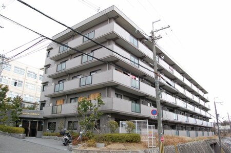 ｴﾝｾﾞﾙﾊｲﾑ高槻松が丘（305）外観写真
