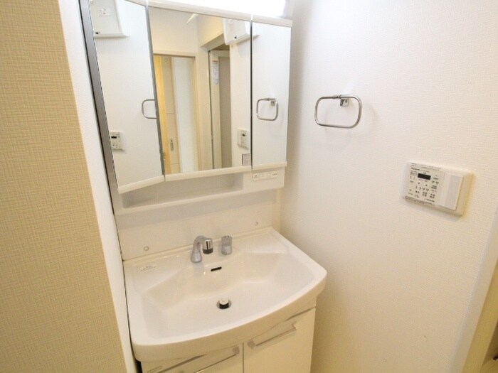 物件内観写真13　(洗面)