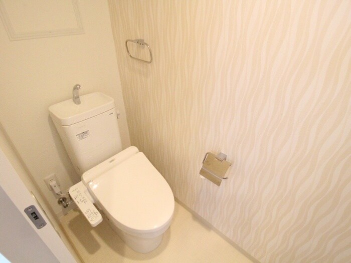 物件内観写真15　(トイレ)