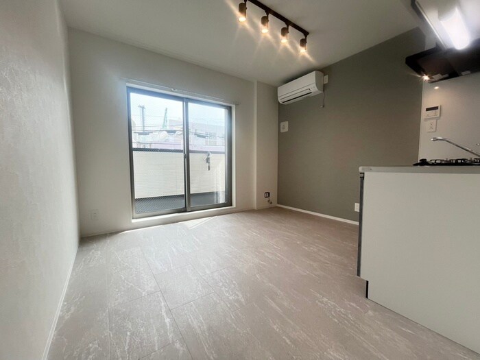 物件内観写真9　(居室)